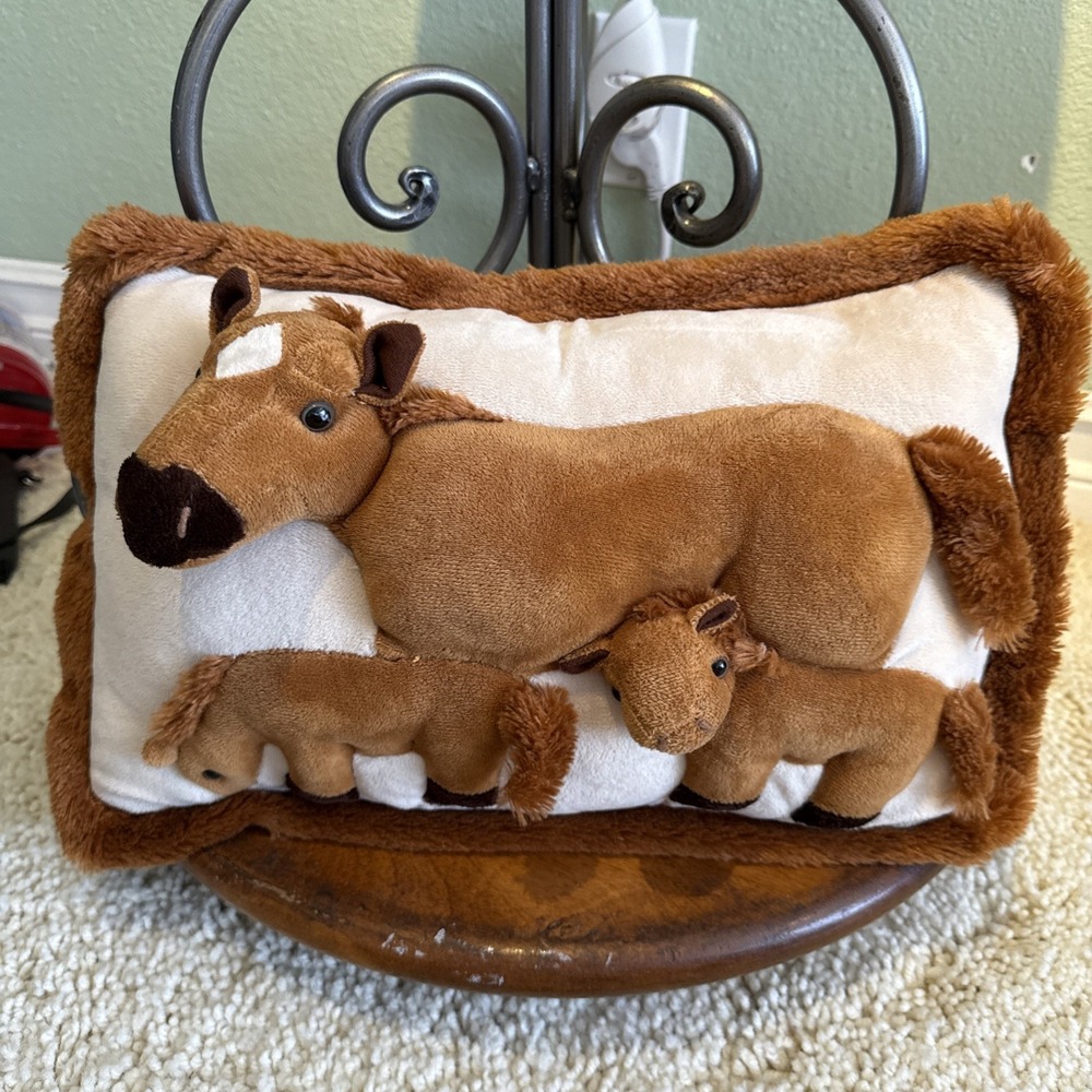 Rare JAAG Plush 3-D Horse Pillow 17 In X 11 In Kids Room Decor Cowboy,Rodeo